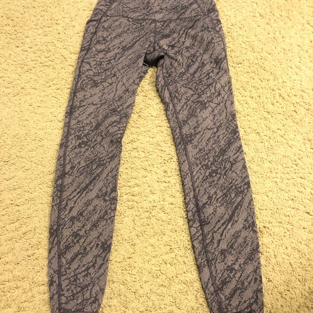 All in Motion gray Patterned Leggings